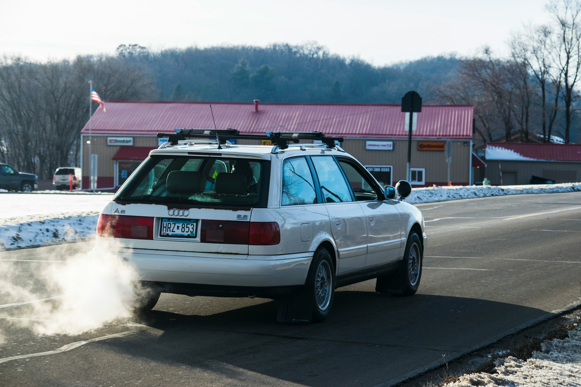 dym z rury wydechowej